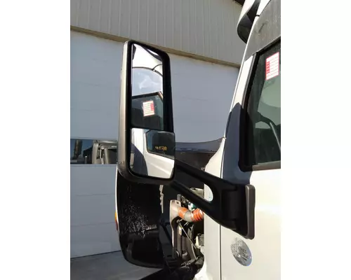 PETERBILT 579 MIRROR ASSEMBLY CABDOOR
