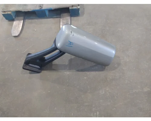 PETERBILT 579 MIRROR ASSEMBLY CABDOOR