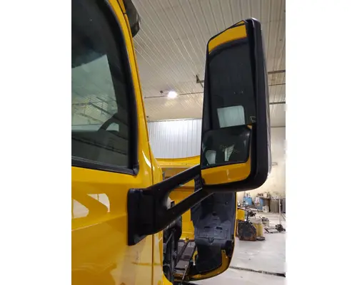 PETERBILT 579 MIRROR ASSEMBLY CABDOOR