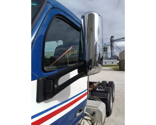PETERBILT 579 MIRROR ASSEMBLY CABDOOR