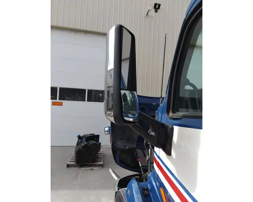 PETERBILT 579 MIRROR ASSEMBLY CABDOOR