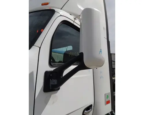 PETERBILT 579 MIRROR ASSEMBLY CABDOOR