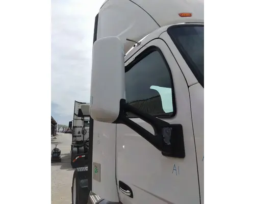 PETERBILT 579 MIRROR ASSEMBLY CABDOOR