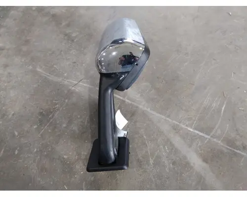 PETERBILT 579 MIRROR ASSEMBLY CABDOOR