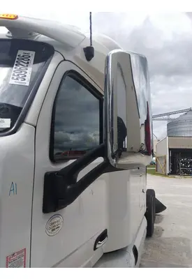 PETERBILT 579 MIRROR ASSEMBLY CAB/DOOR