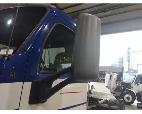 PETERBILT 579 MIRROR ASSEMBLY CABDOOR