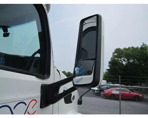 PETERBILT 579 MIRROR ASSEMBLY CABDOOR