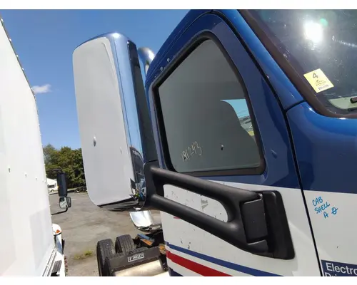 PETERBILT 579 MIRROR ASSEMBLY CABDOOR