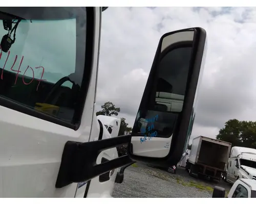 PETERBILT 579 MIRROR ASSEMBLY CABDOOR