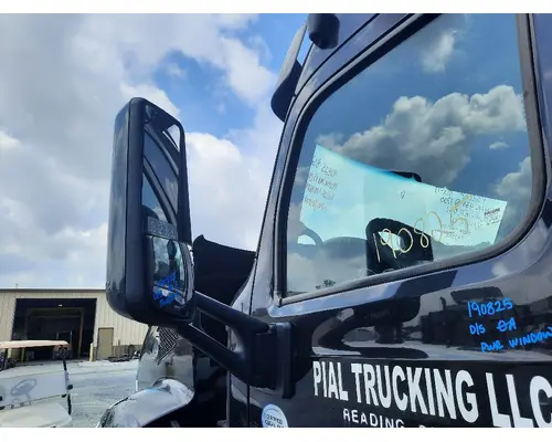 PETERBILT 579 MIRROR ASSEMBLY CABDOOR