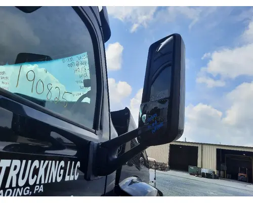 PETERBILT 579 MIRROR ASSEMBLY CABDOOR