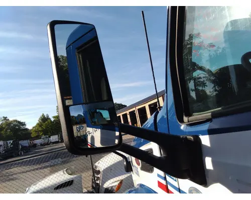 PETERBILT 579 MIRROR ASSEMBLY CABDOOR