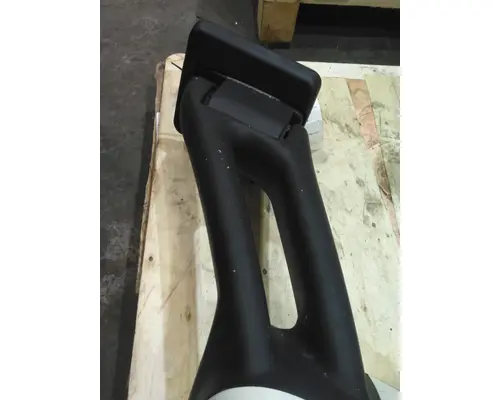 PETERBILT 579 MIRROR ASSEMBLY CABDOOR
