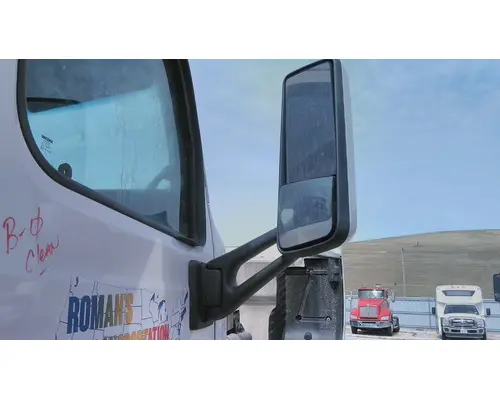 PETERBILT 579 MIRROR ASSEMBLY CABDOOR