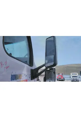 PETERBILT 579 MIRROR ASSEMBLY CAB/DOOR