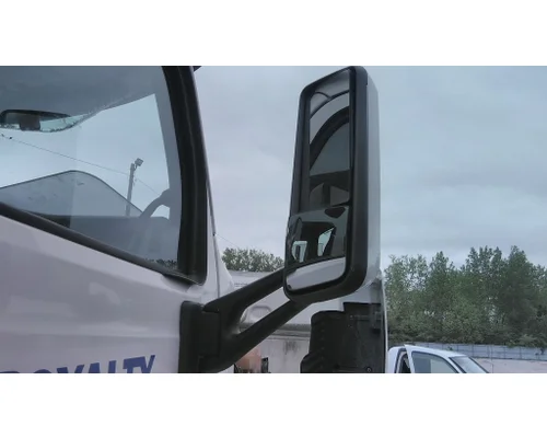 PETERBILT 579 MIRROR ASSEMBLY CABDOOR
