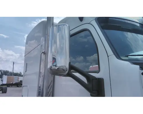 PETERBILT 579 MIRROR ASSEMBLY CABDOOR