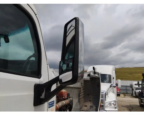 PETERBILT 579 MIRROR ASSEMBLY CAB/DOOR