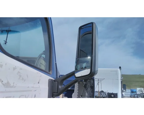 PETERBILT 579 MIRROR ASSEMBLY CABDOOR