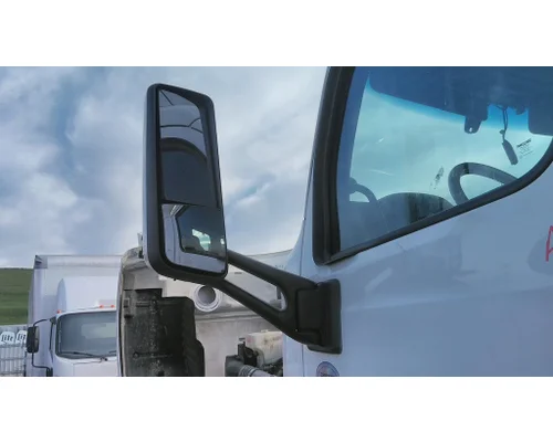 PETERBILT 579 MIRROR ASSEMBLY CABDOOR