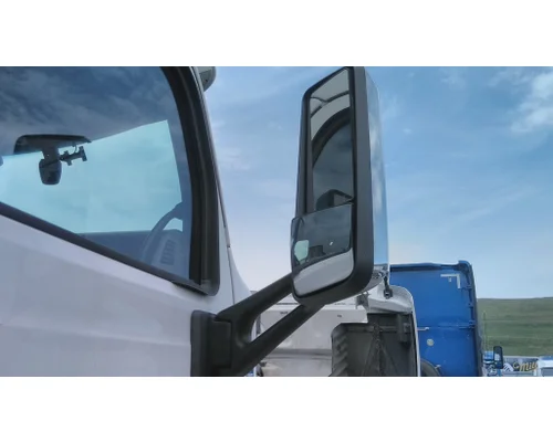 PETERBILT 579 MIRROR ASSEMBLY CABDOOR