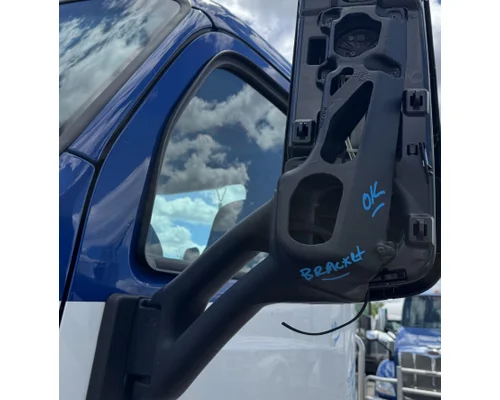 PETERBILT 579 MIRROR COMPONENTS