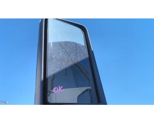 PETERBILT 579 MIRROR COMPONENTS