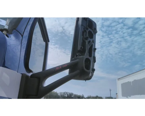 PETERBILT 579 MIRROR COMPONENTS