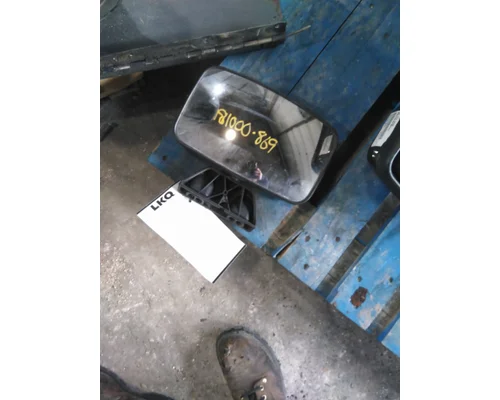 PETERBILT 579 MIRROR LOOK DOWN