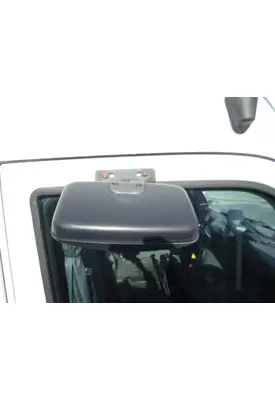 PETERBILT 579 MIRROR LOOK DOWN