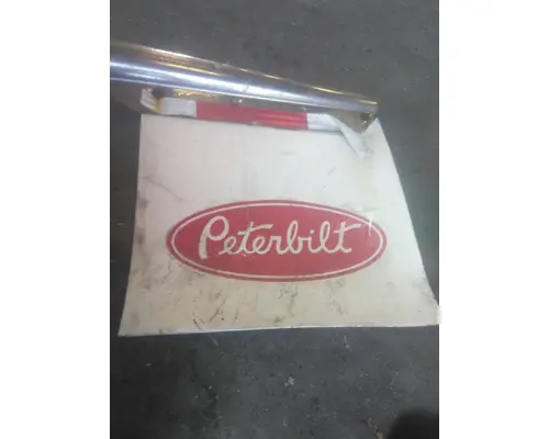 PETERBILT 579 MUD FLAP HANGER
