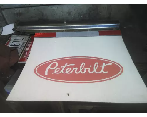 PETERBILT 579 MUD FLAP HANGER