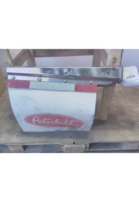 PETERBILT 579 MUD FLAP HANGER
