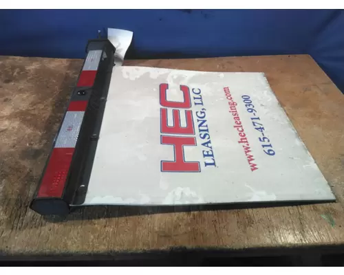 PETERBILT 579 MUD FLAP HANGER