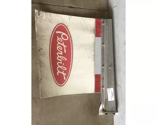 PETERBILT 579 MUD FLAP HANGER