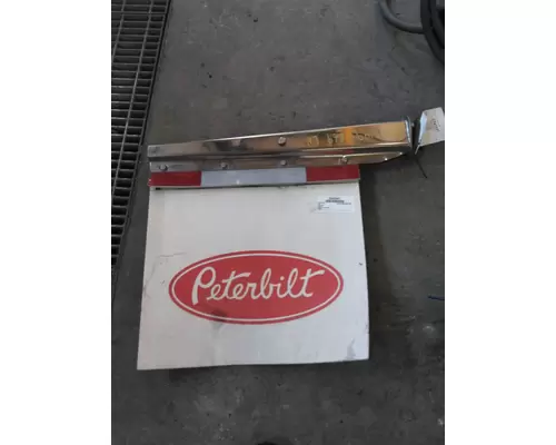 PETERBILT 579 MUD FLAP HANGER