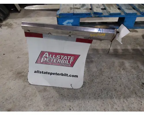 PETERBILT 579 MUD FLAP HANGER