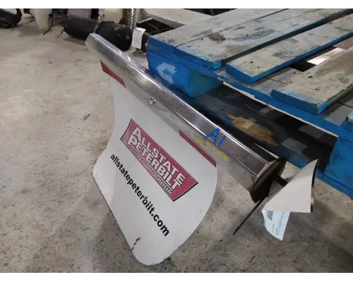 PETERBILT 579 MUD FLAP HANGER