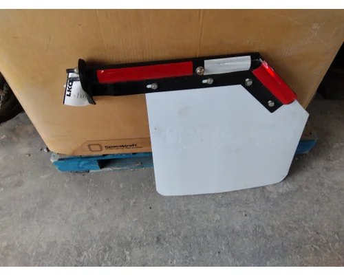PETERBILT 579 MUD FLAP HANGER