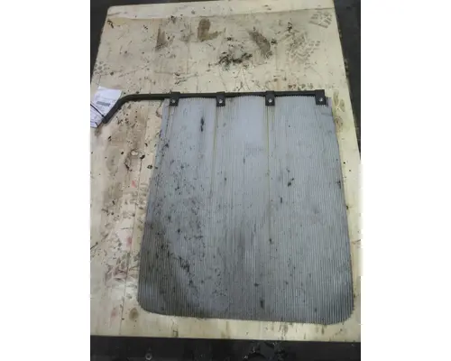 PETERBILT 579 MUD FLAP HANGER