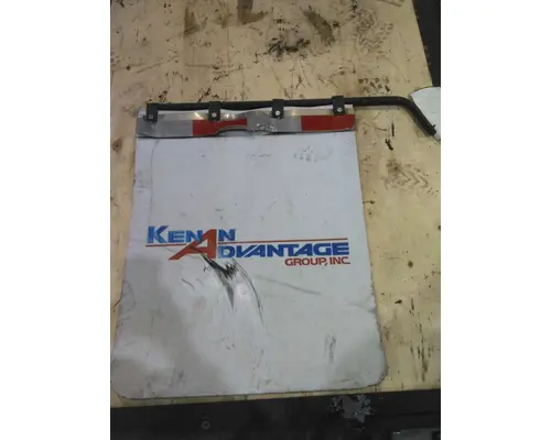 PETERBILT 579 MUD FLAP HANGER