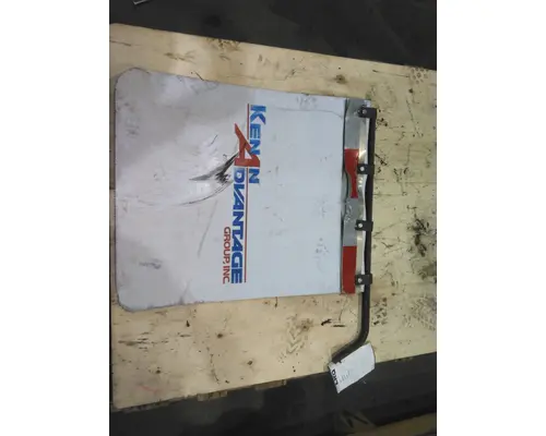 PETERBILT 579 MUD FLAP HANGER