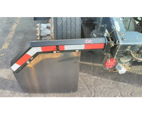 PETERBILT 579 MUD FLAP HANGER