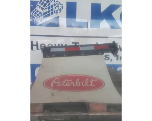 PETERBILT 579 MUD FLAP HANGER