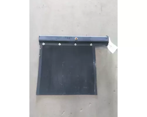 PETERBILT 579 MUD FLAP