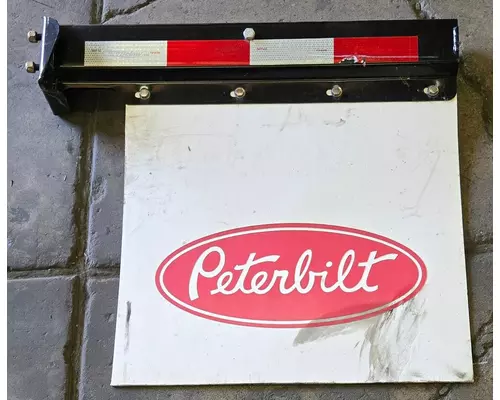 PETERBILT 579 Mud Flap Hanger