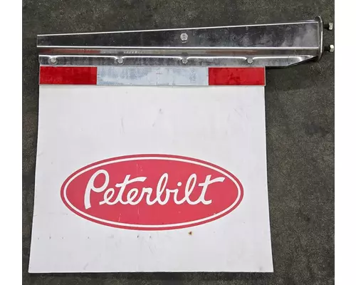 PETERBILT 579 Mud Flap Hanger