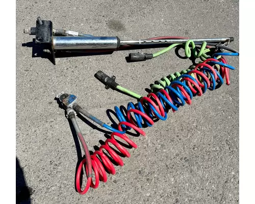 PETERBILT 579 POGO stick, Airelectrical line mount