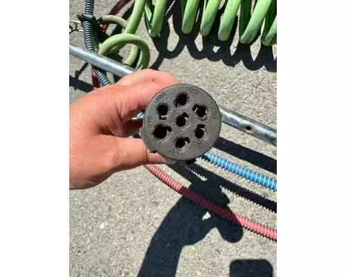 PETERBILT 579 POGO stick, Airelectrical line mount