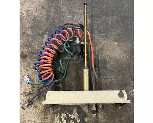 PETERBILT 579 POGO stick, Airelectrical line mount